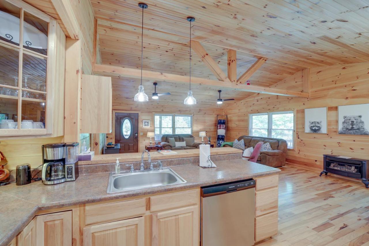 Вілла Brysons Hidden Valley Ranch - Quiet Nc Cabin! Брайсон-Сіті Екстер'єр фото