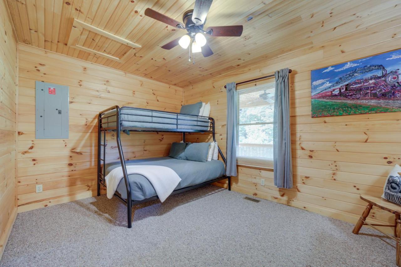 Вілла Brysons Hidden Valley Ranch - Quiet Nc Cabin! Брайсон-Сіті Екстер'єр фото